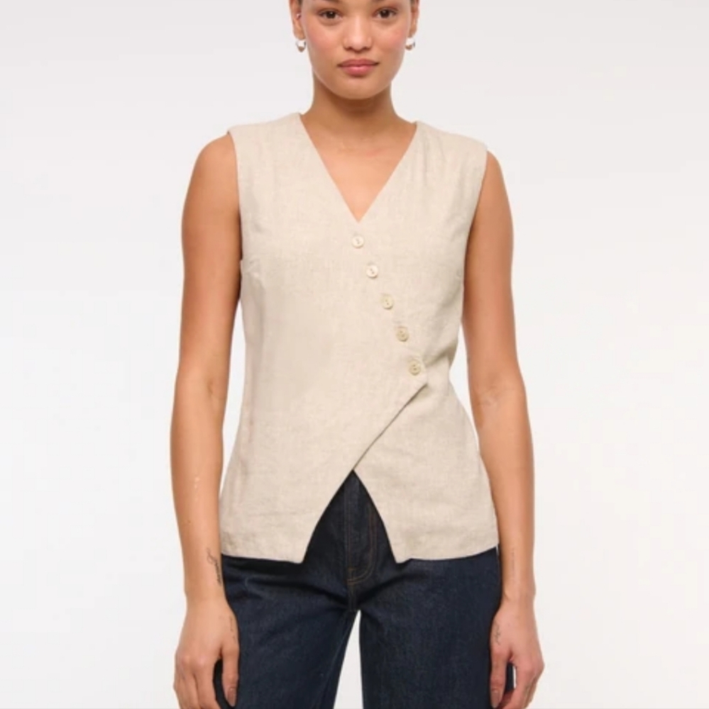NWOT Abercrombie & Fitch Asymmetrical Linen-Blend Vest